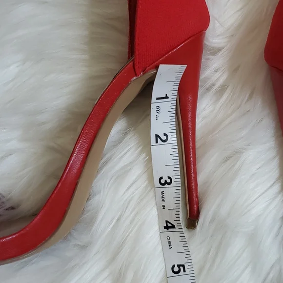 Steve Madden 👠 - Picture 6 of 9